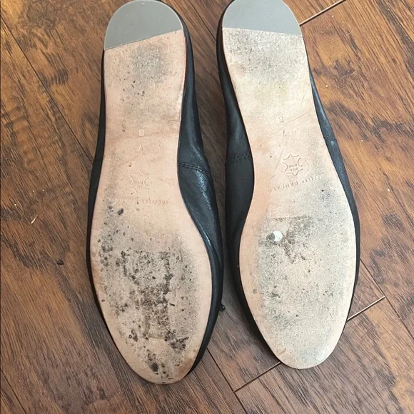 Black Leonie Ballet Flats - Picture 3 of 7